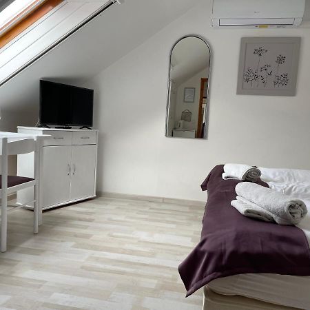 Szentesi Panzio Bed & Breakfast Fertőrákos Exterior foto