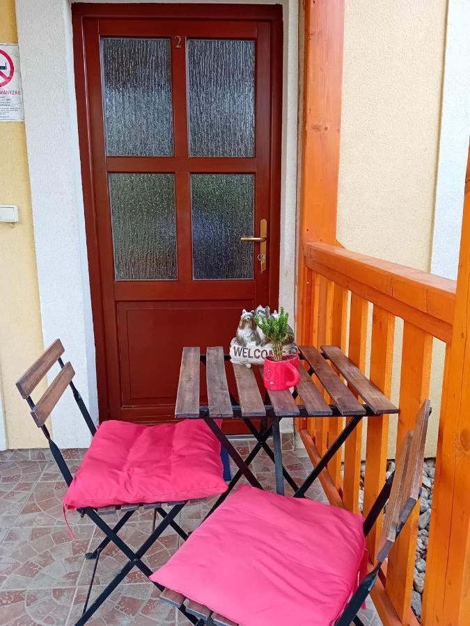 Szentesi Panzio Bed & Breakfast Fertőrákos Exterior foto